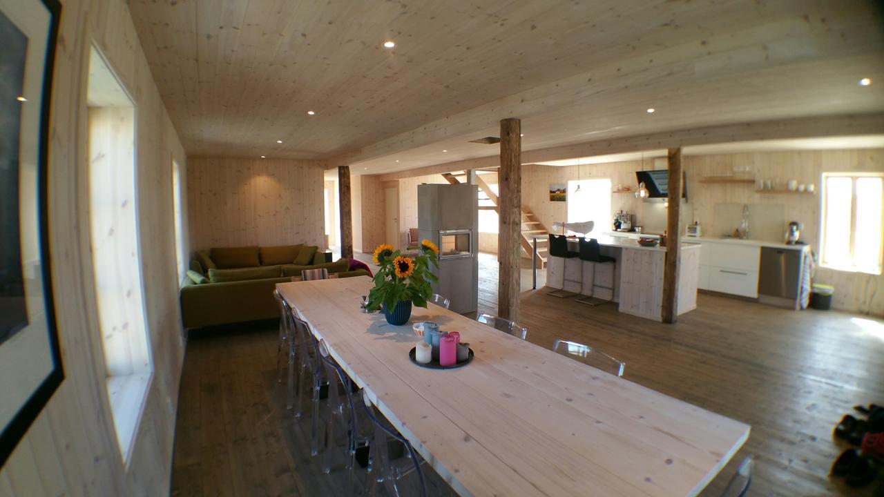 Lysvoldbrygga Bed and Breakfast Henningsvaer Exterior foto