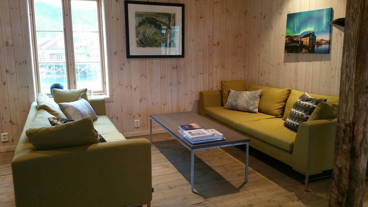 Lysvoldbrygga Bed and Breakfast Henningsvaer Exterior foto