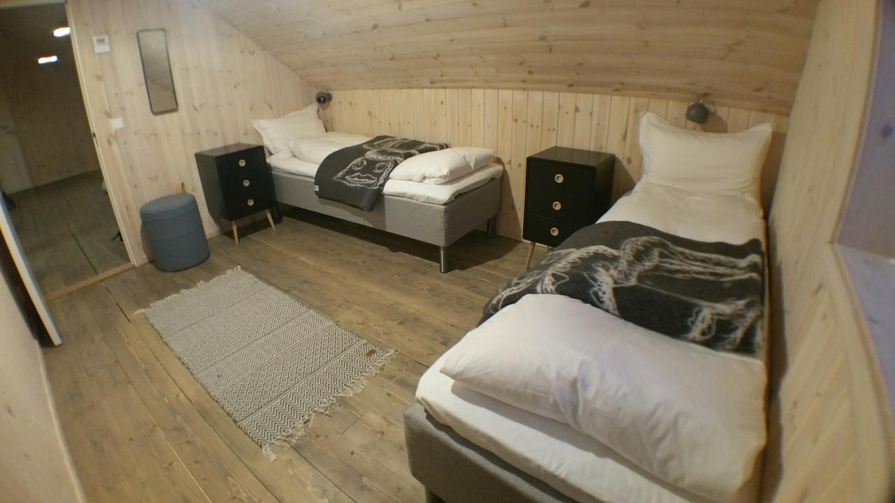Lysvoldbrygga Bed and Breakfast Henningsvaer Exterior foto