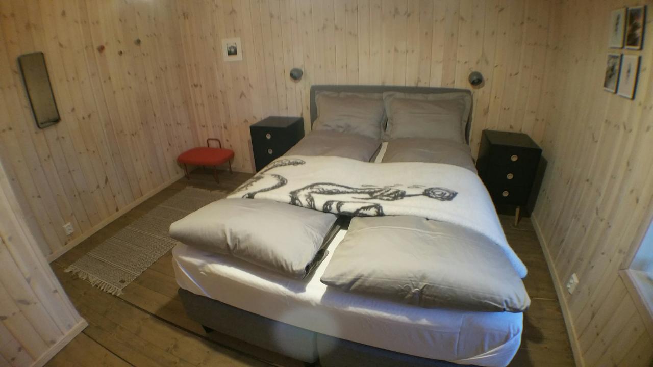Lysvoldbrygga Bed and Breakfast Henningsvaer Exterior foto
